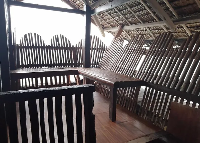Gasthuis Mlk Bamboo Beachhouse Alegria (Cebu)